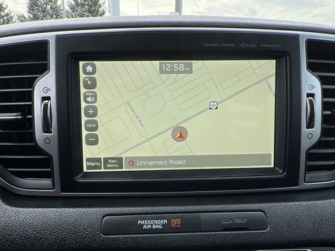 Used 2017 Kia Sportage EX w/ EX Technology Package image 16