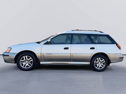 Used 2004 Subaru Outback Wagon image 6
