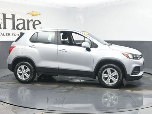 Used 2018 Chevrolet Trax LS image 49