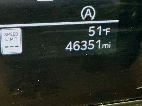 Used 2024 Kia Sorento S image 19