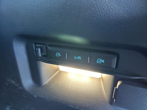 Used 2023 Ford Explorer ST w/ Equipment Group 401A image 14