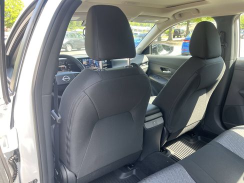 New 2026 Nissan Sentra SV FWD image 21