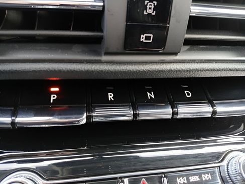 Used 2022 Lincoln Corsair Reserve w/ Elements Package image 11