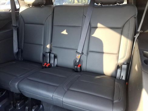 Used 2021 Chevrolet Tahoe Z71 image 14