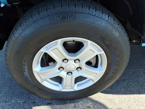 Used 2022 Jeep Wrangler Unlimited Sport image 9