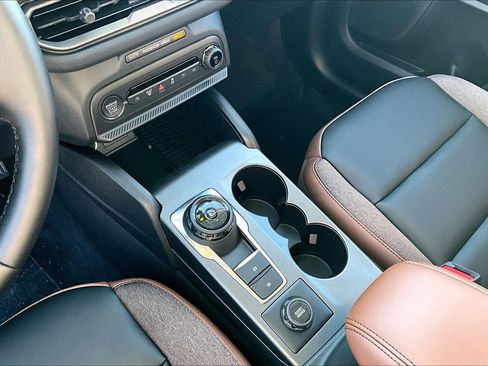 New 2025 Ford Bronco Sport Outer Banks w/ Outer Banks Tech Package+ AWD/4WD image 8