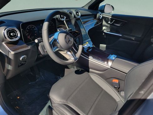 Certified 2026 Mercedes-Benz GLC 300 image 17