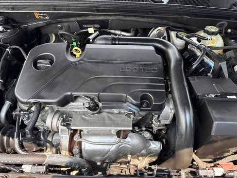 Used 2022 Chevrolet Malibu LS w/ Driver Confidence Package II FWD image 26