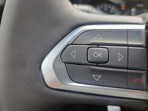 New 2026 Jeep Compass Latitude image 13