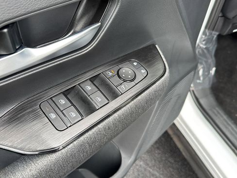 New 2026 Nissan Kicks SV w/ SV Premium Package FWD image 29