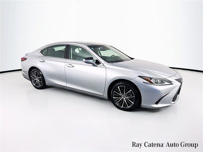 Certified 2025 Lexus ES 350 w/ Premium Package