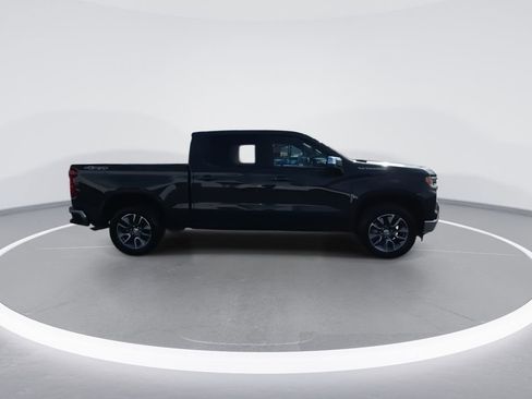 New 2026 Chevrolet Silverado 1500 LT w/ Leather Package AWD/4WD image 9