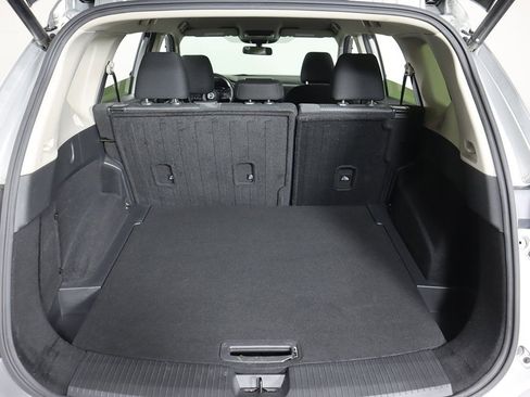 Used 2024 Nissan Rogue SV image 17