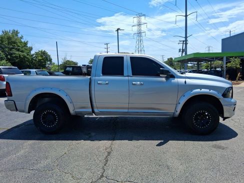 Used 2010 Dodge Ram 1500 Truck SLT w/ SLT Plus D←cor Group AWD/4WD image 4