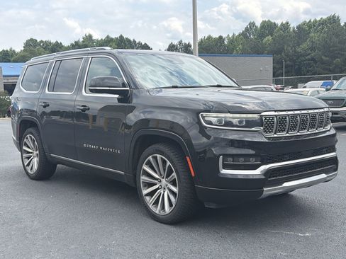 Used 2022 Jeep Grand Wagoneer Series I w/ Flexible Seating Group AWD/4WD image 8