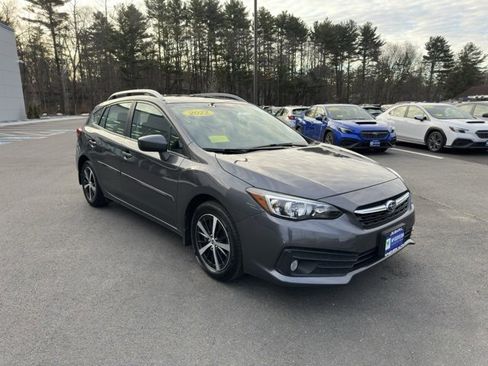 Used 2022 Subaru Impreza Premium image 3