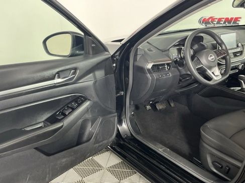 Used 2023 Nissan Altima 2.5 SV image 21