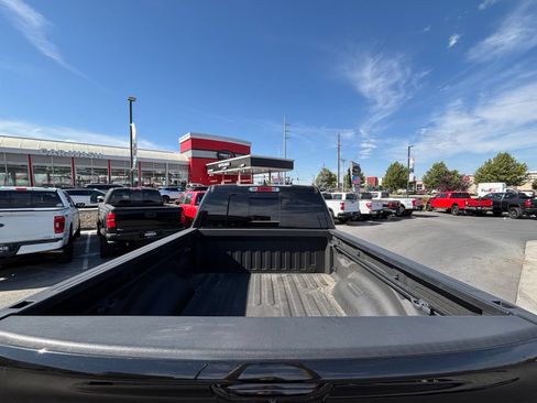 Used 2019 RAM 1500 Rebel w/ Rebel Level 1 Equipment Group AWD/4WD image 11