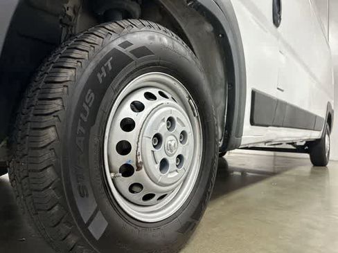 Used 2025 RAM ProMaster 2500 w/ Convenience Group FWD image 27