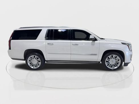 Used 2020 Cadillac Escalade ESV Platinum image 11