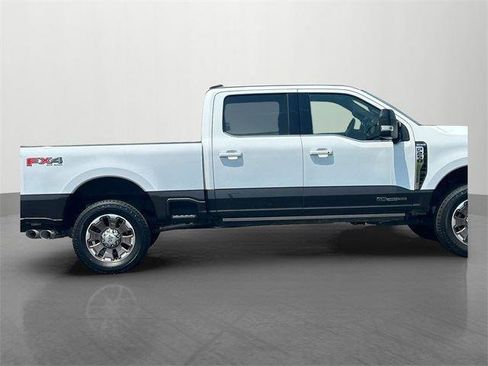 Used 2024 Ford F250 King Ranch w/ FX4 Off-Road Package image 10
