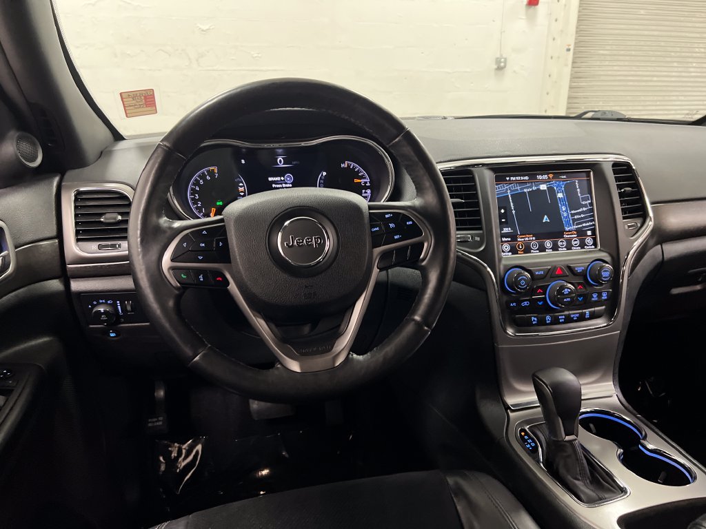 Used 2018 Jeep Grand Cherokee Laredo RWD image 14