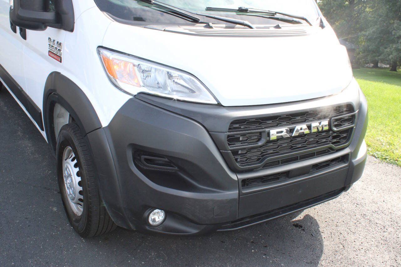 Used 2025 RAM ProMaster 3500 w/ Convenience Group FWD image 4