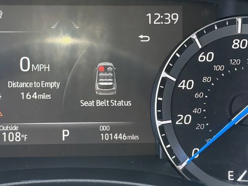 Used 2021 Toyota Highlander Limited FWD image 13