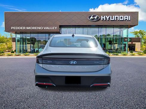 New 2026 Hyundai Sonata Blue FWD image 4