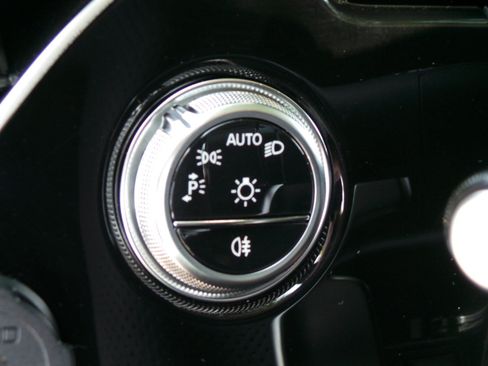 Used 2026 Mercedes-Benz E 53 AMG e 4MATIC Sedan image 34