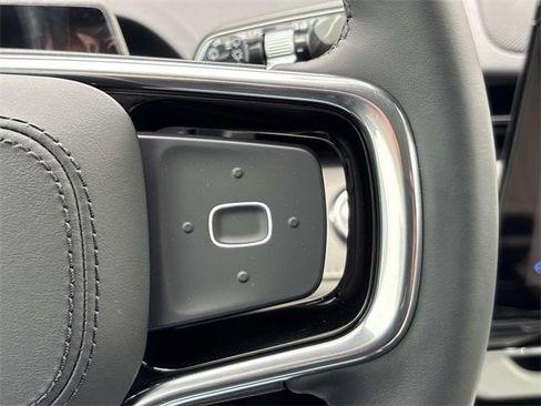 New 2026 Lincoln Nautilus Premier w/ Jet Appearance Package image 26