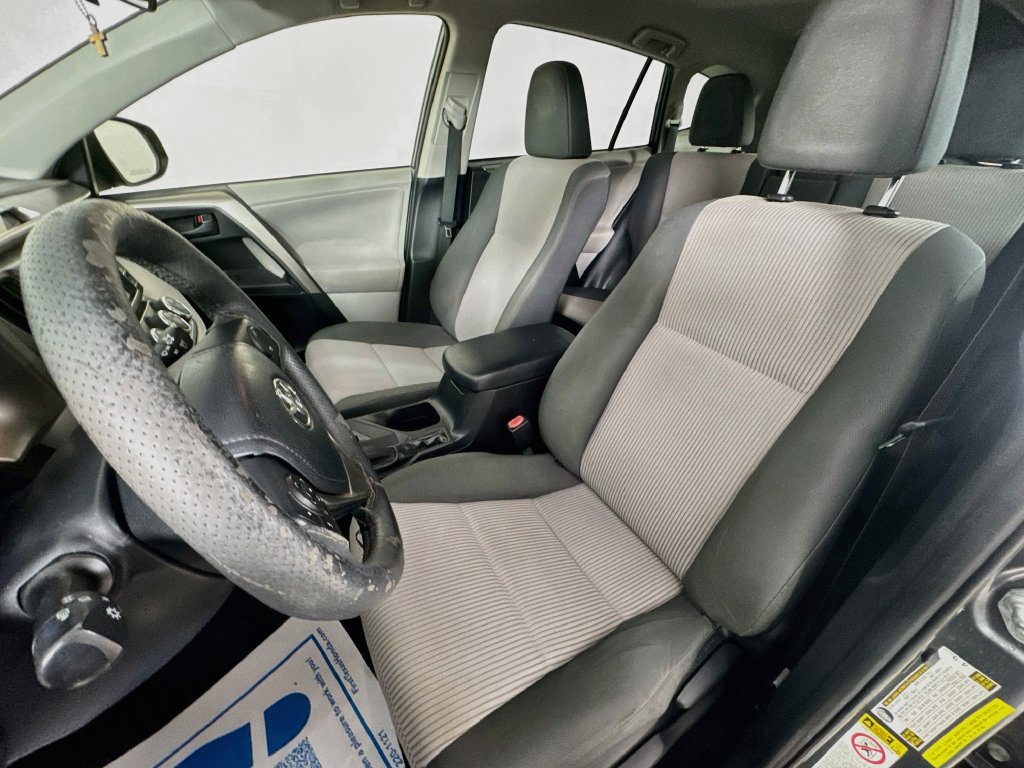 Used 2013 Toyota RAV4 LE FWD image 22