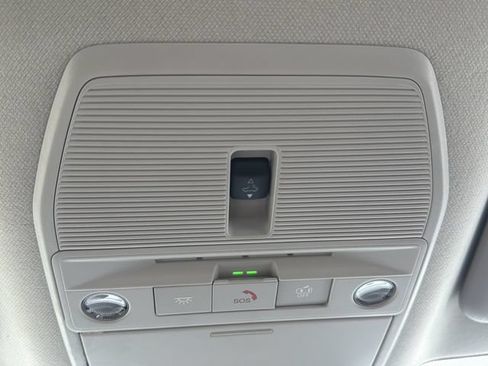 Used 2026 Nissan Sentra SR w/ SR Premium Package FWD image 23