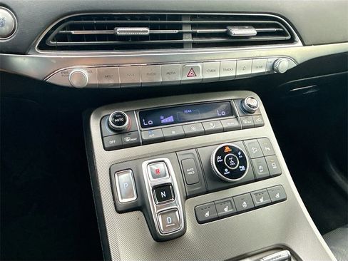 Used 2021 Hyundai Palisade Calligraphy image 17