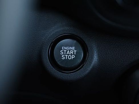 New 2025 Hyundai Venue Limited image 12