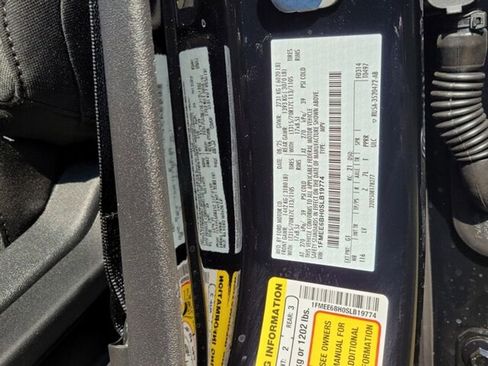 New 2025 Ford Bronco Base w/ Sasquatch Package image 17