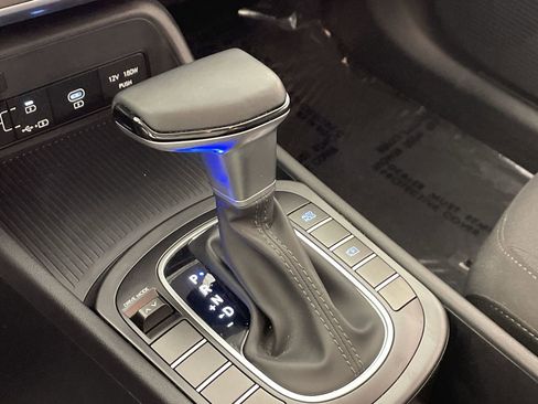 Used 2024 Hyundai Kona SEL FWD image 15
