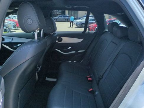 Used 2020 Mercedes-Benz GLC 300 4MATIC image 12