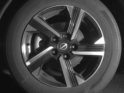 Used 2025 Nissan Sentra SV FWD image 12