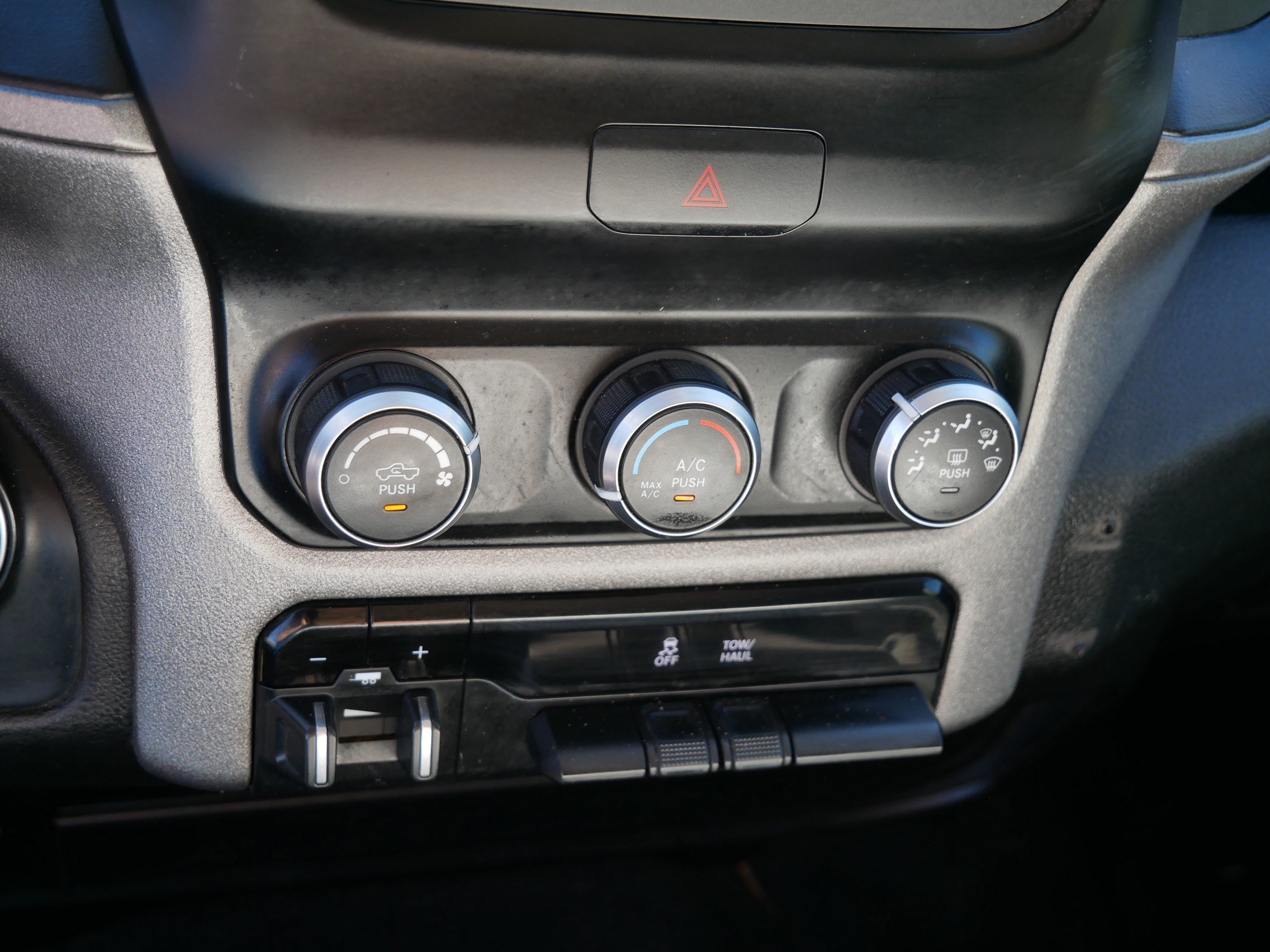 Used 2019 RAM 2500 Tradesman AWD/4WD image 23