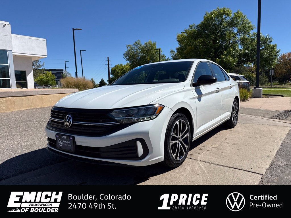 Used 2023 Volkswagen Jetta Sport FWD image 1