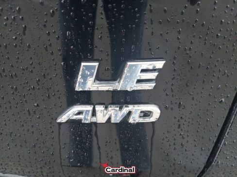 Used 2024 Toyota RAV4 LE image 8