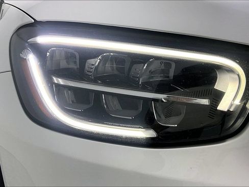 Used 2020 Mercedes-Benz GLC 300 4MATIC image 28