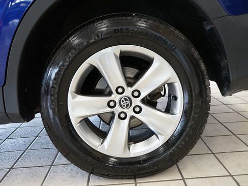 Used 2015 Toyota RAV4 XLE AWD/4WD image 52