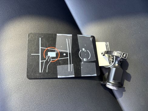 Used 2023 Tesla Model Y Performance image 29