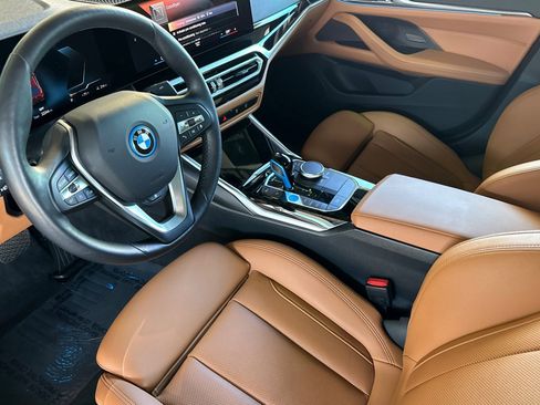 Used 2023 BMW i4 eDrive40 w/ Premium Package RWD image 11