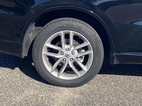 Used 2024 Dodge Durango GT image 9