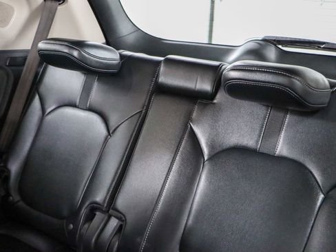 Used 2023 Honda Pilot Touring image 26