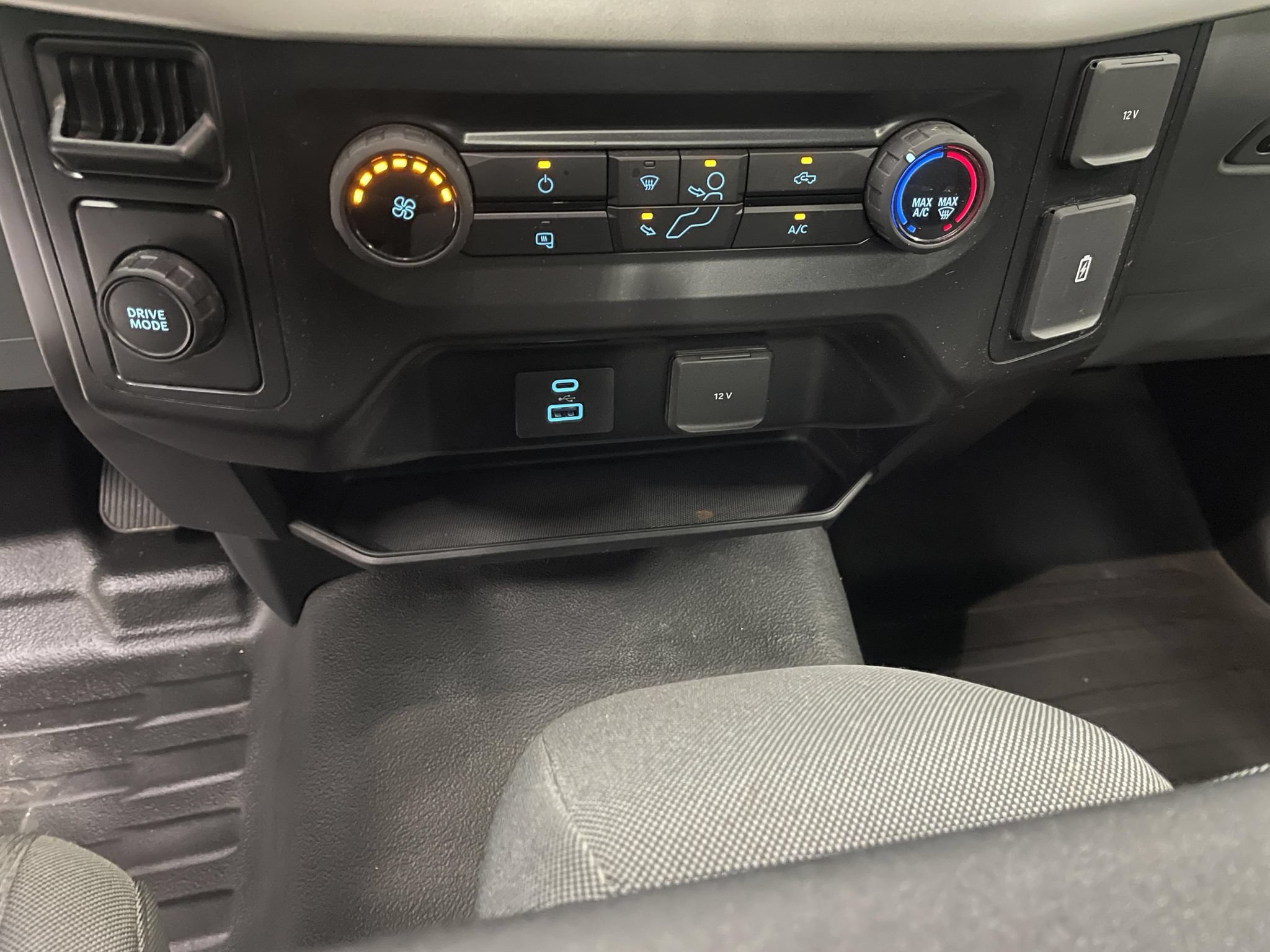 Used 2021 Ford F150 XL w/ Equipment Group 101A High RWD image 16