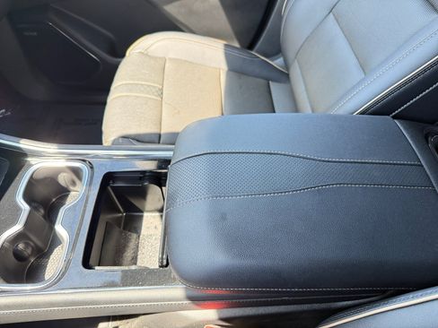 Used 2025 Chevrolet Traverse High Country w/ LPO, Floor Liner Package AWD/4WD image 14
